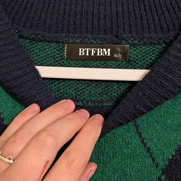 BTFBM Men's Argyle Crewneck Sweater - Green and Navy - Picture 5 of 7